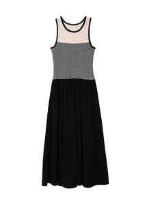 4240019 Knitted Round Neck Dress *Black