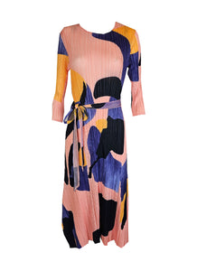 1240030 Printed Pleats Belted Dress *Peach