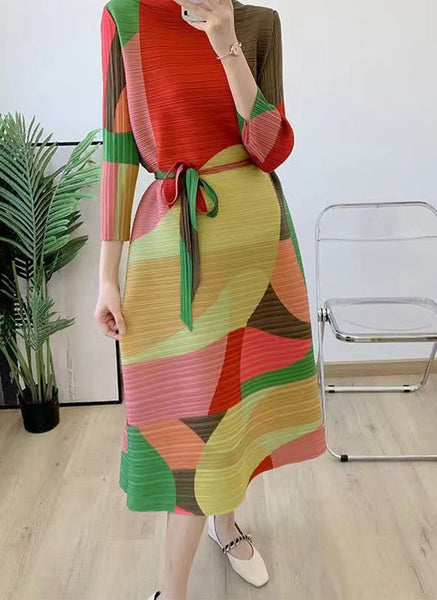 1240036 Graphic Printed Dress *Green