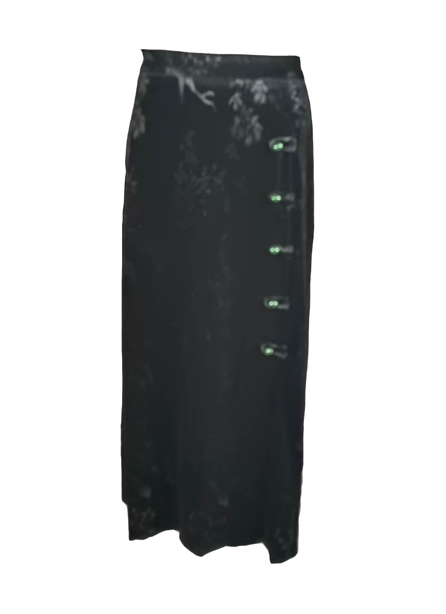 1240070 Floral Embossed Velvet Skirt *Black