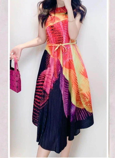 1250024 Printed Pleats Waist Tie Sleeveless Dress