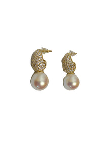 4240006 Diamond Filled Pearl Earrings *Gold