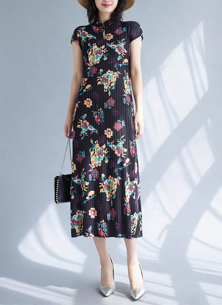 4240033 Mandarin Collar Floral Printed Pleated Dress *Black