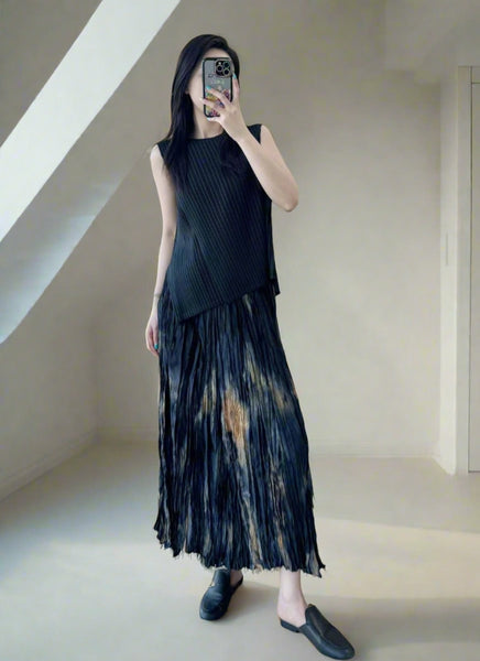 7240023 Irregular Pleated Printed Long Skirt *Last Piece