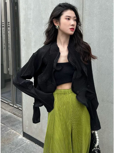 N240008 Irregular Long-Sleeve Pleated Top *Black