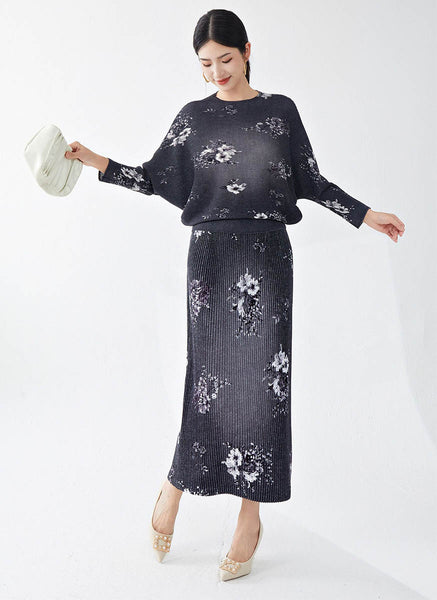 9240006 Floral Printed Pleats Top & Skirt Set *Black