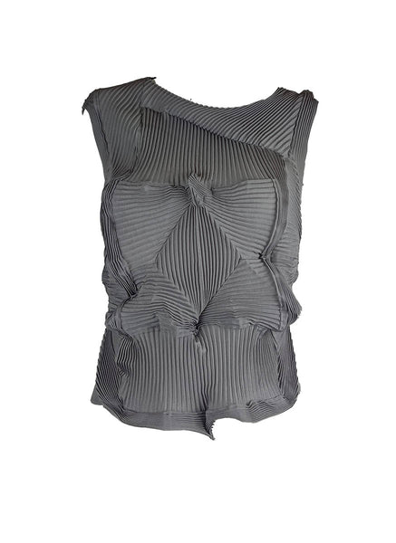 9240037 Sleeveless Pleats Top *Grey