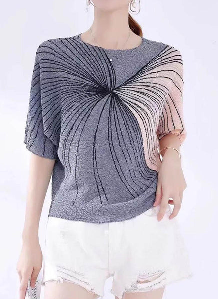 D240017 Contrast Color Pleated Top *Grey