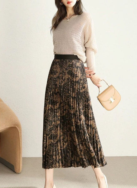 N240015 Printed Pleated Long Skirt *Last Piece